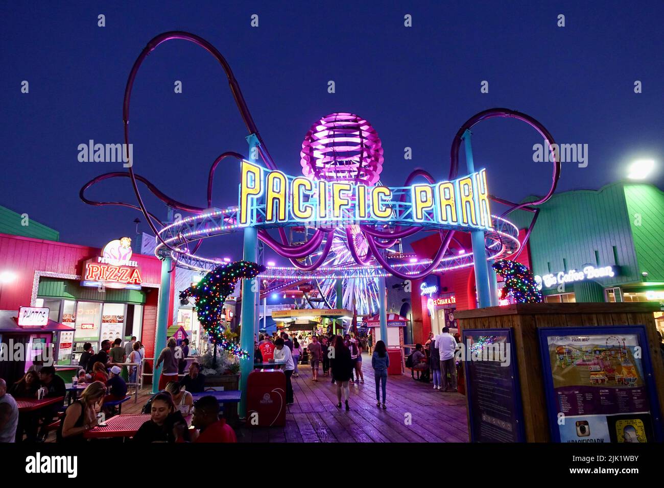 Pacific Park amusement park on the Santa Monica pier Stock Photo Alamy