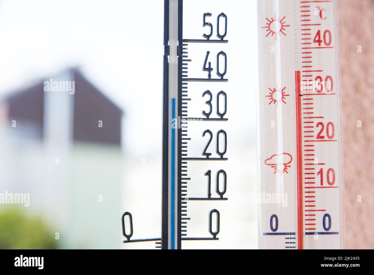 95 degrees fahrenheit hi-res stock photography and images - Alamy