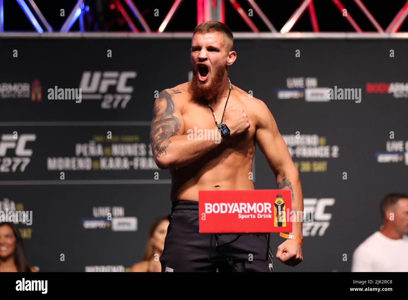 украинские боевики. магомед анкалаев юфс. потерянные бойцы. потерянные бойцы. бойцы юфс полутяжелого веса.