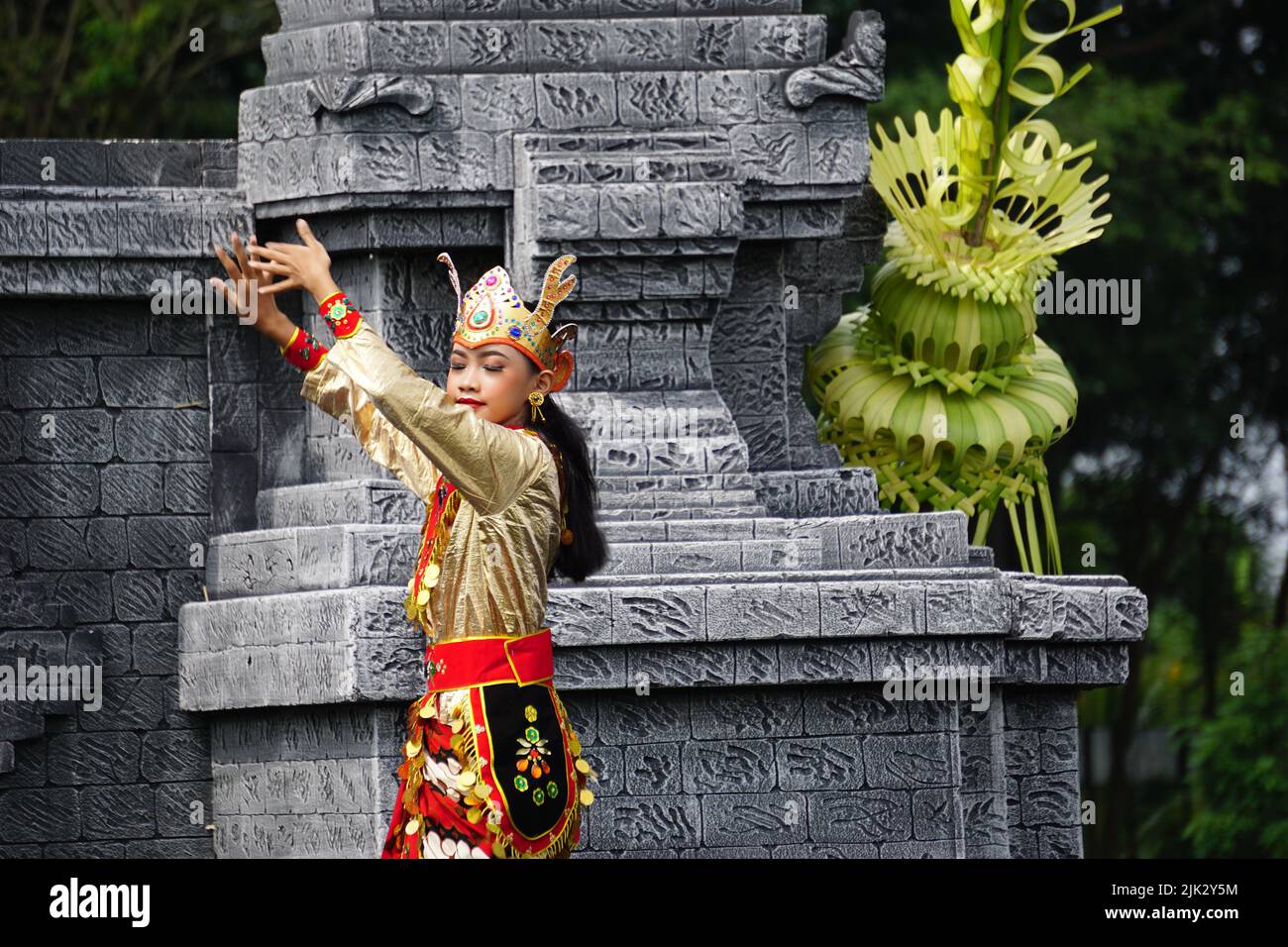 Indonesian perform kijang dance to commemorate world dance day. kijang dance means deer dance Stock Photo