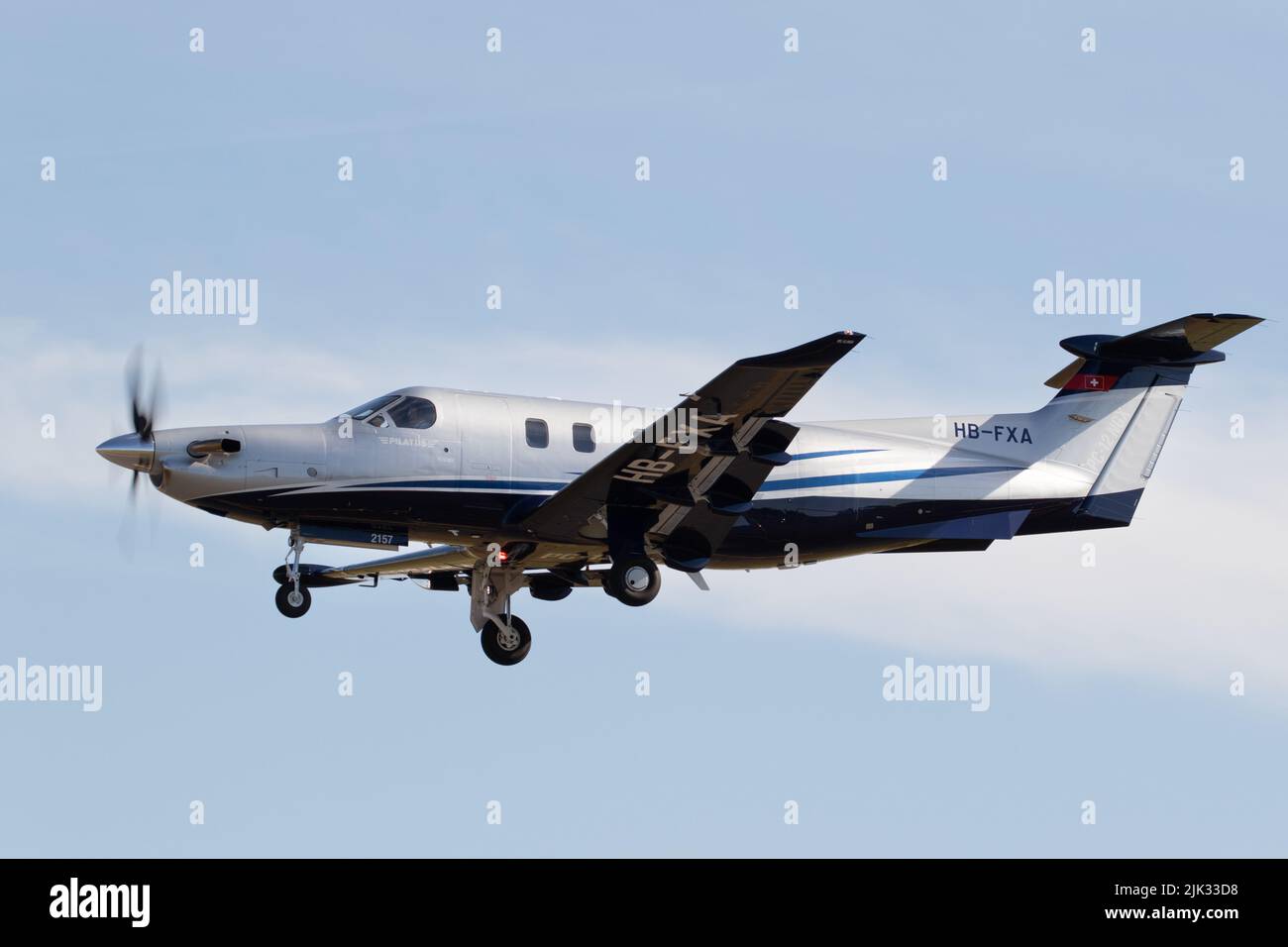 Pilatus PC-12 coming in to land at RIAT 2022 Stock Photo - Alamy