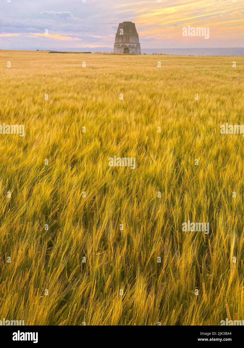the doocot at findlater castle sandend aberdeenshire scotland Stock Photo Alamy