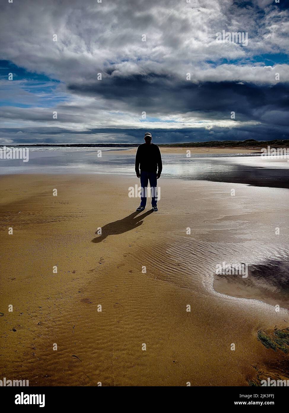 Strange arrival hi-res stock photography and images - Alamy