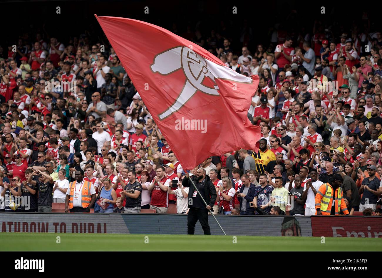 Arsenal fans applaud before the Emirates Cup final at the Emirates Stadium, London. Picture date: Saturday July 30, 2022. Stock Photo