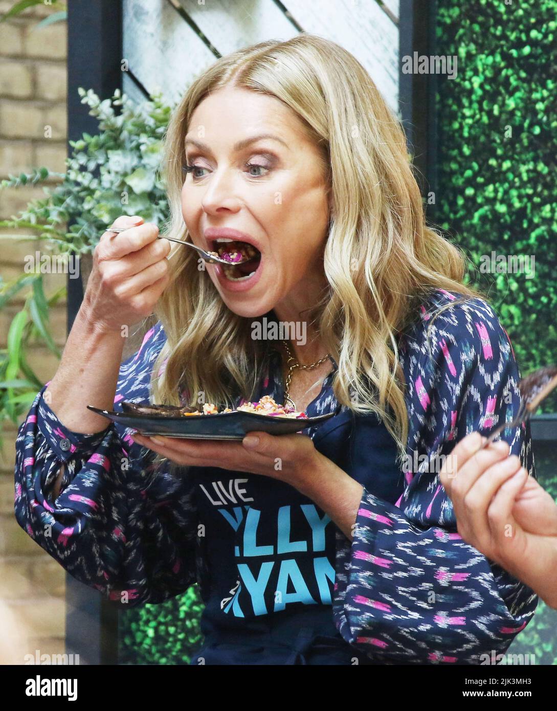 Live with Kelly & Ryan Foodfluencer Friday Face Off PICTURED Kelly