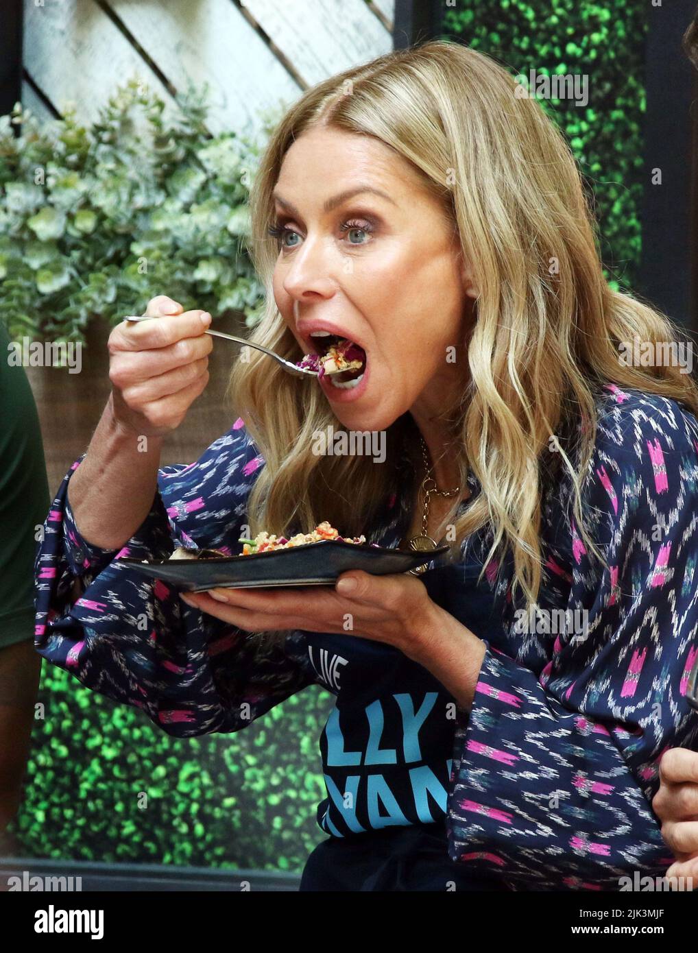 Live with Kelly & Ryan Foodfluencer Friday Face Off PICTURED Kelly