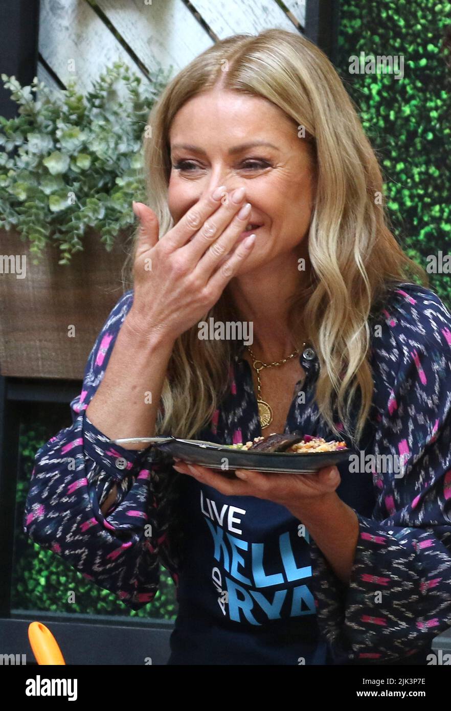 Kelly ripa bracelet store