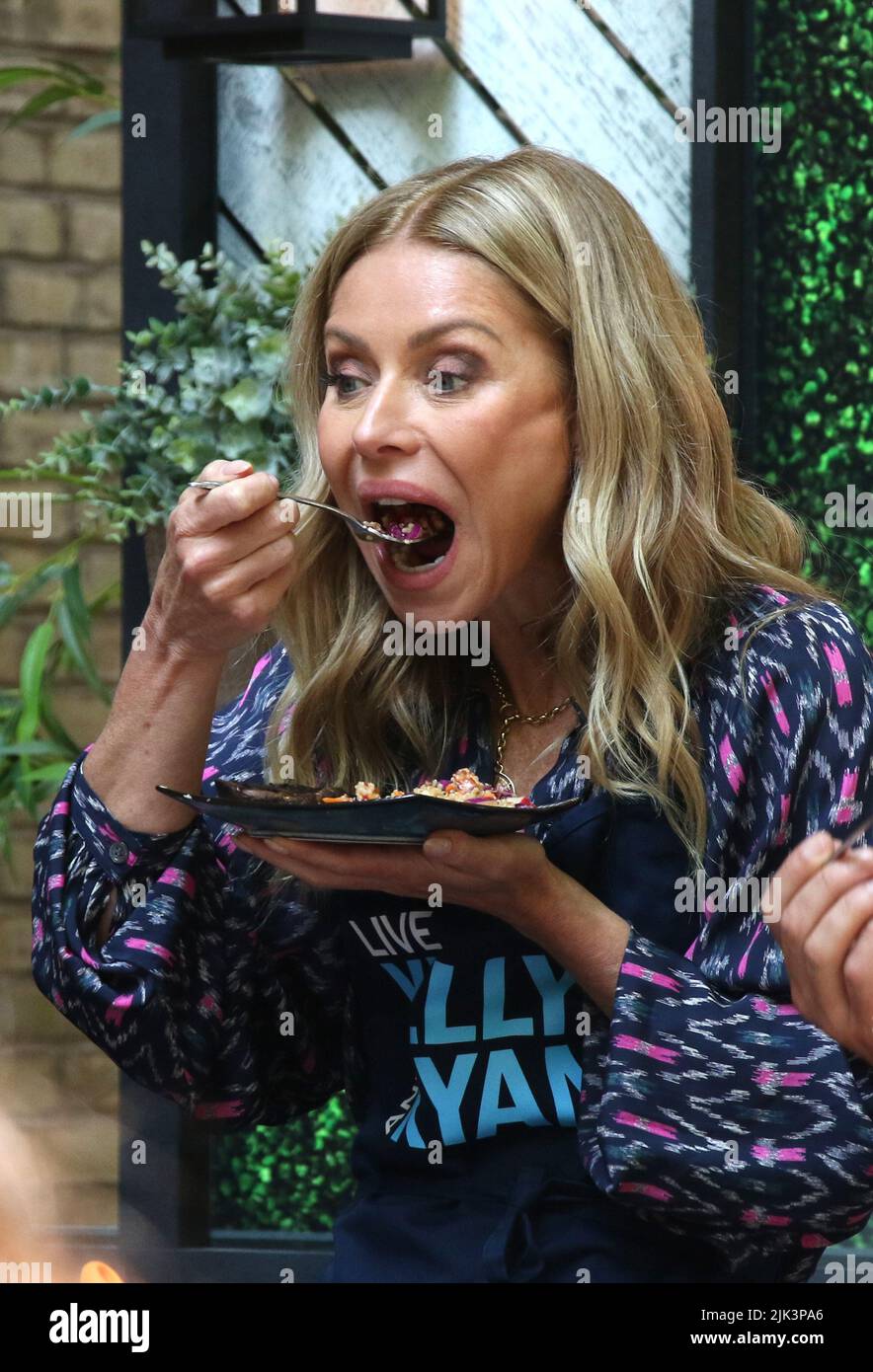 NEW YORK, NY July 28: Kelly Ripa on the set of Live with Kelly & Ryan's
