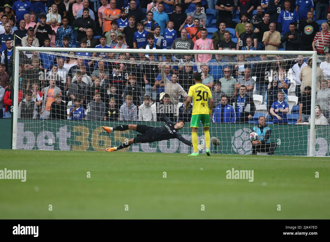 Cardiff, UK. 30th July, 2022. Romaine Sawyers of Cardiff city ((not in picture) beats Norwich city goalkeeper Tim Krul as he scores his teams 1st goal. EFL Skybet championship match, Cardiff city v Norwich City at the Cardiff City Stadium in Cardiff, Wales on Saturday 30th July 2022. this image may only be used for Editorial purposes. Editorial use only, license required for commercial use. No use in betting, games or a single club/league/player publications. pic by Andrew Orchard/Andrew Orchard sports photography/Alamy Live news Credit: Andrew Orchard sports photography/Alamy Live News Stock Photo