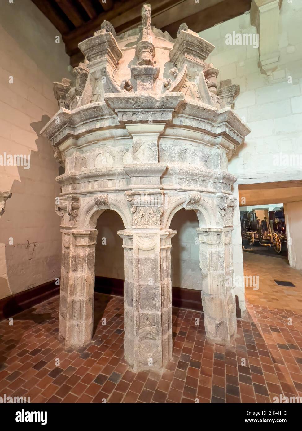 Stunning Hand-Finished Stonework For Luxury Apartments image