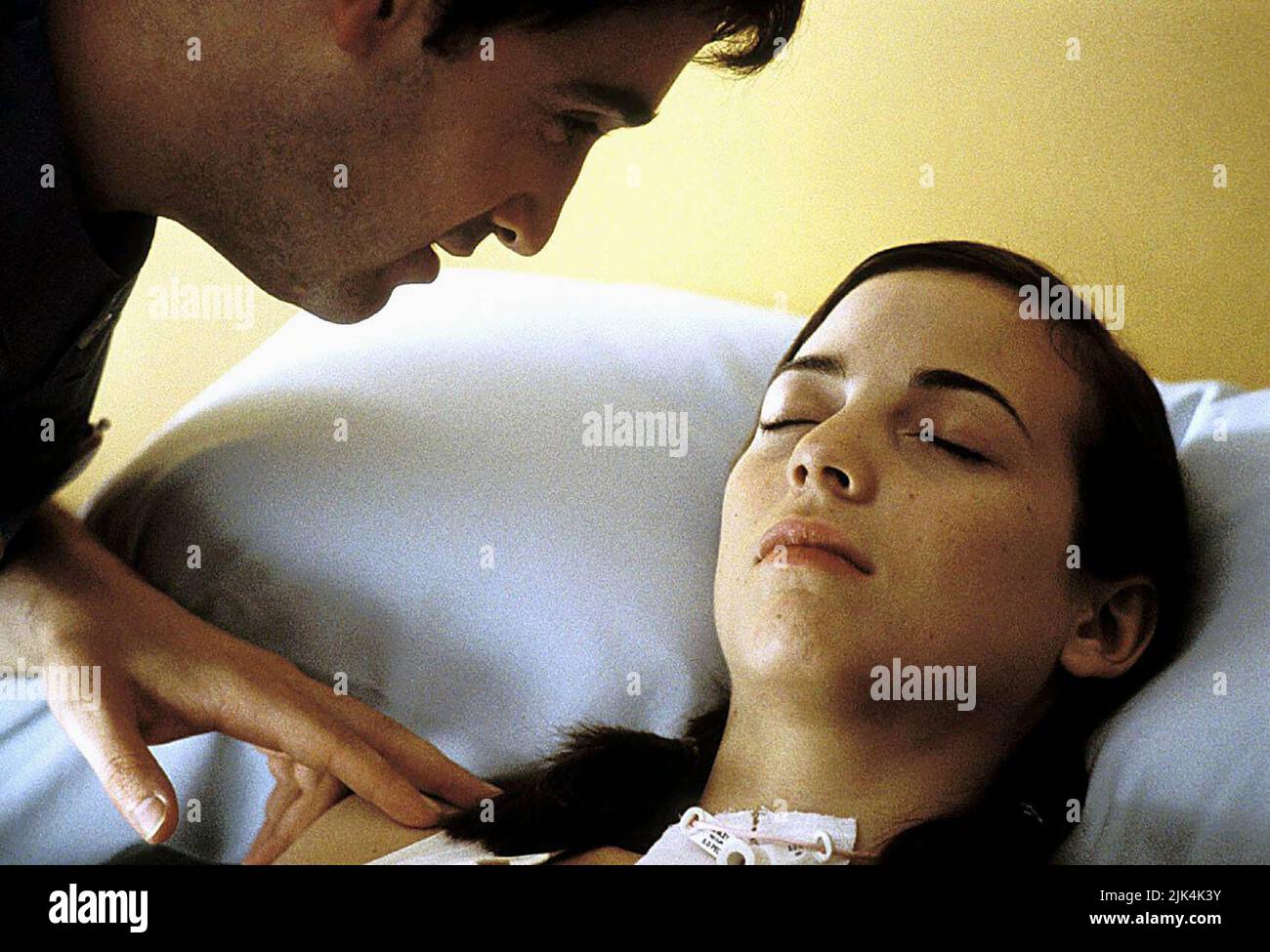 CAMERA,WATLING, TALK TO HER, 2002 Stock Photo