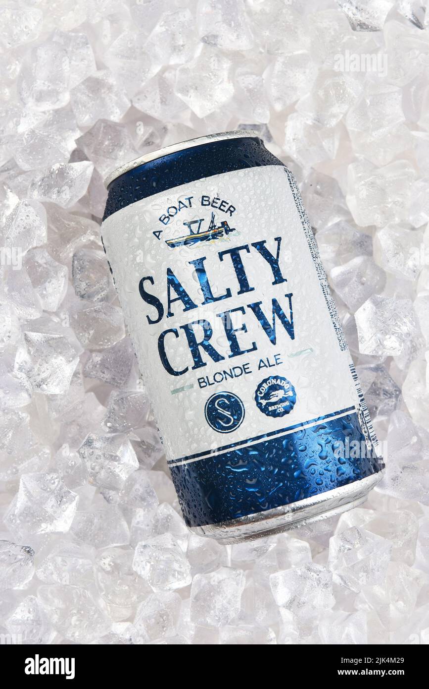 IRVINE, CALIFORNIA - 25 JUL 2022: A can of Salty Crew Blonde Ale in a bed of ice. Stock Photo