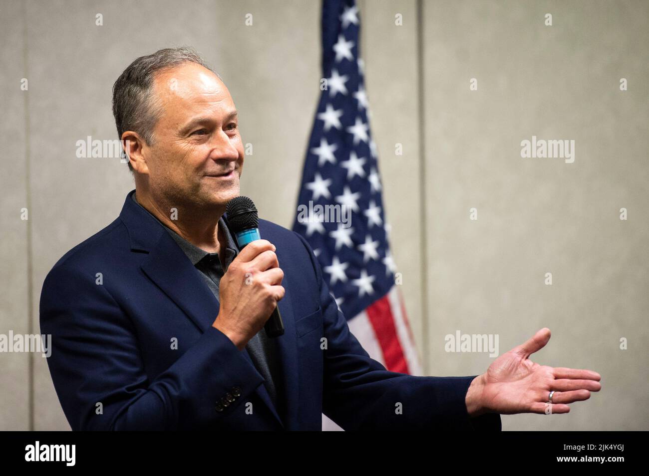 Washington, USA. 30th July, 2022. First Gentleman Doug Emhoff speaks with Democratic National Committee staff and volunteers to commemorate 100 days from the midterms on Saturday, July 30, 2022 in Washington, DC. (Photo by Bonnie Cash/Sipa USA) Credit: Sipa USA/Alamy Live News Stock Photo