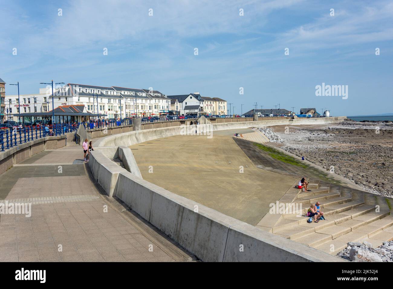 Beach promenade, Esplanade, Porthcawl, Bridgend County Borough (Peny