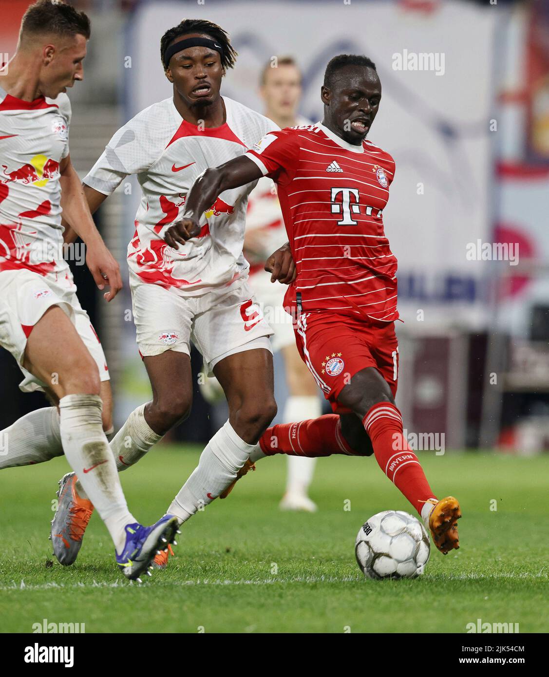 Leipzig, Deutschland. 30th July, 2022. firo : 07/30/2022, football, soccer, 1st league, 1st Bundesliga, season 2022/2023, Supercup final RB Leipzig - FCB FC Bayern Munich, Munchen Sadio Mané, Mane, single action Credit: dpa/Alamy Live News Stock Photo