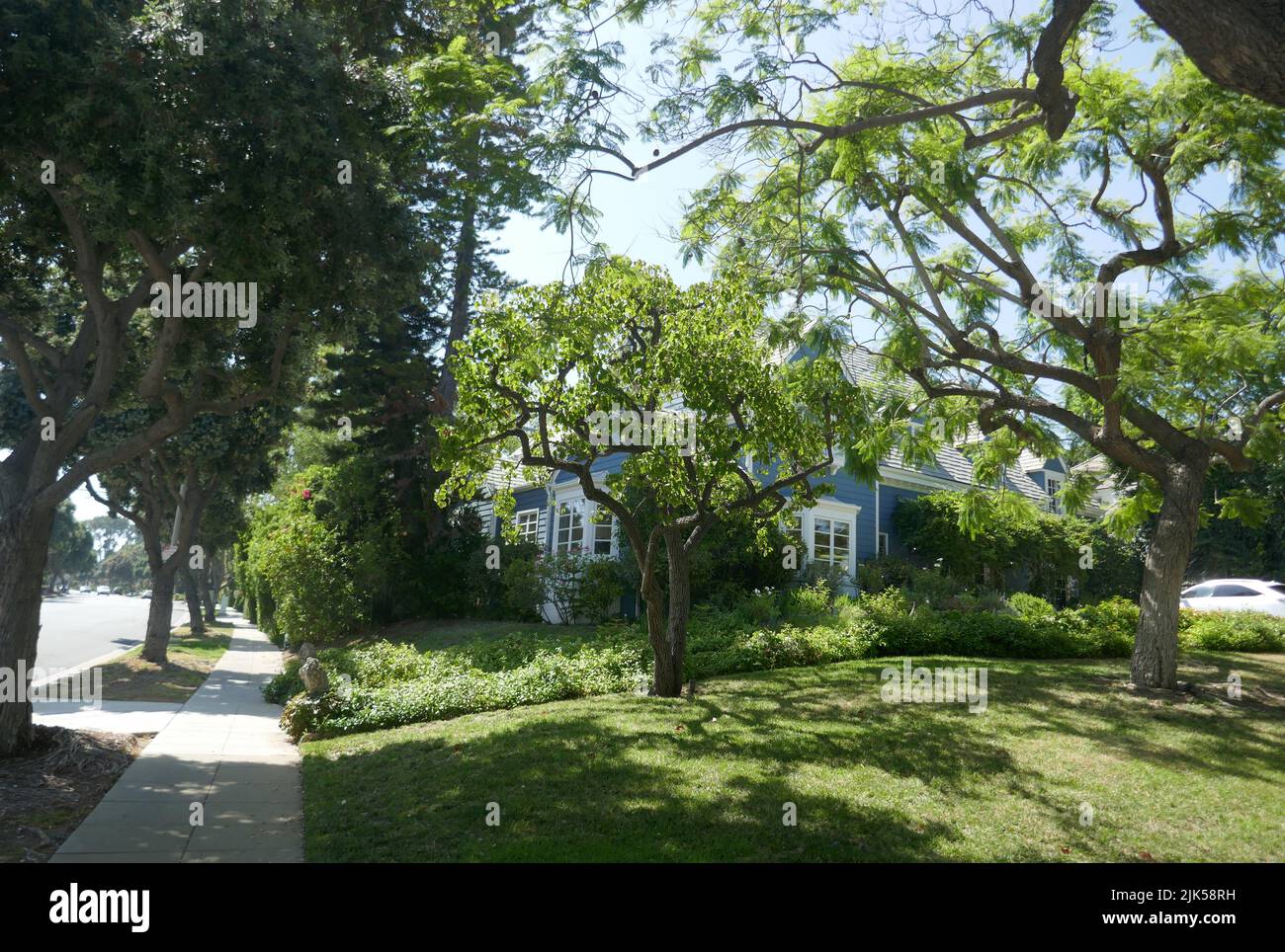 Beverly Hills, California, USA 24th July 2022 Actress Shirley Jones, comedian Marty Ingels, Ryan Cassidy, Singer Shaun Cassidy Ann Pennington's Former Home/house at 701 N. Oakhurst Drive on July 24, 2022 in Beverly Hills, California, USA. Photo by Barry King/Alamy Stock Photo Stock Photo