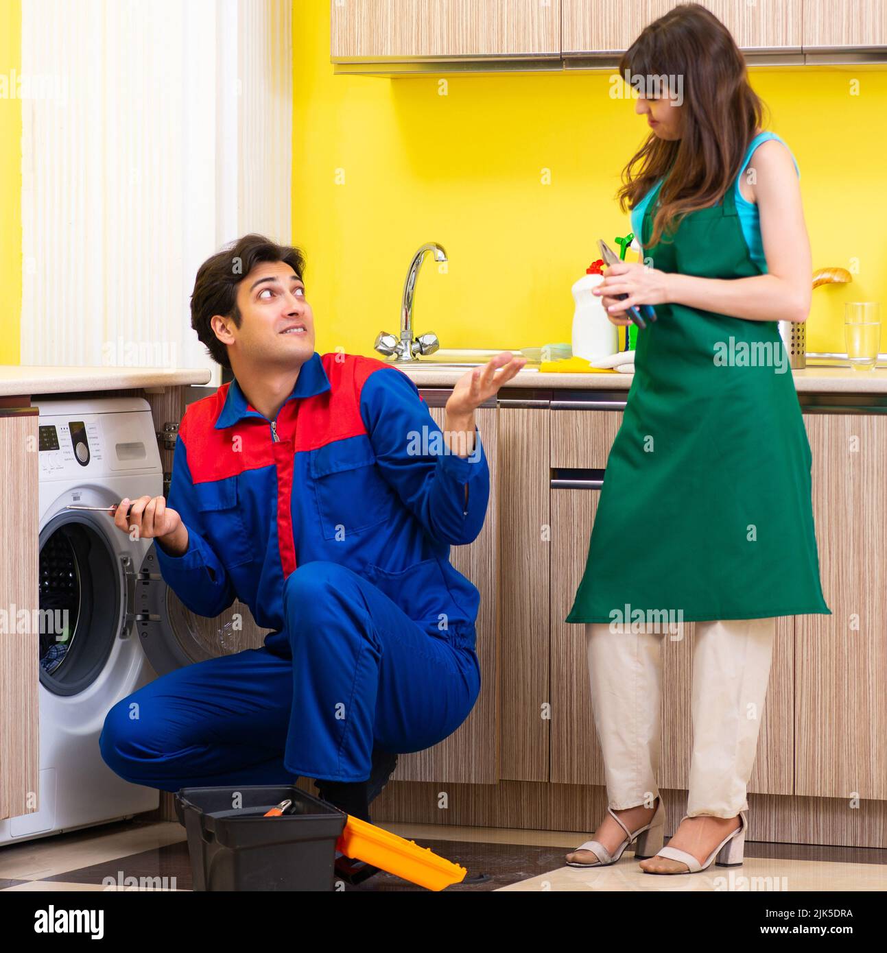 Woman washing machine defect hi-res stock photography and images - Alamy
