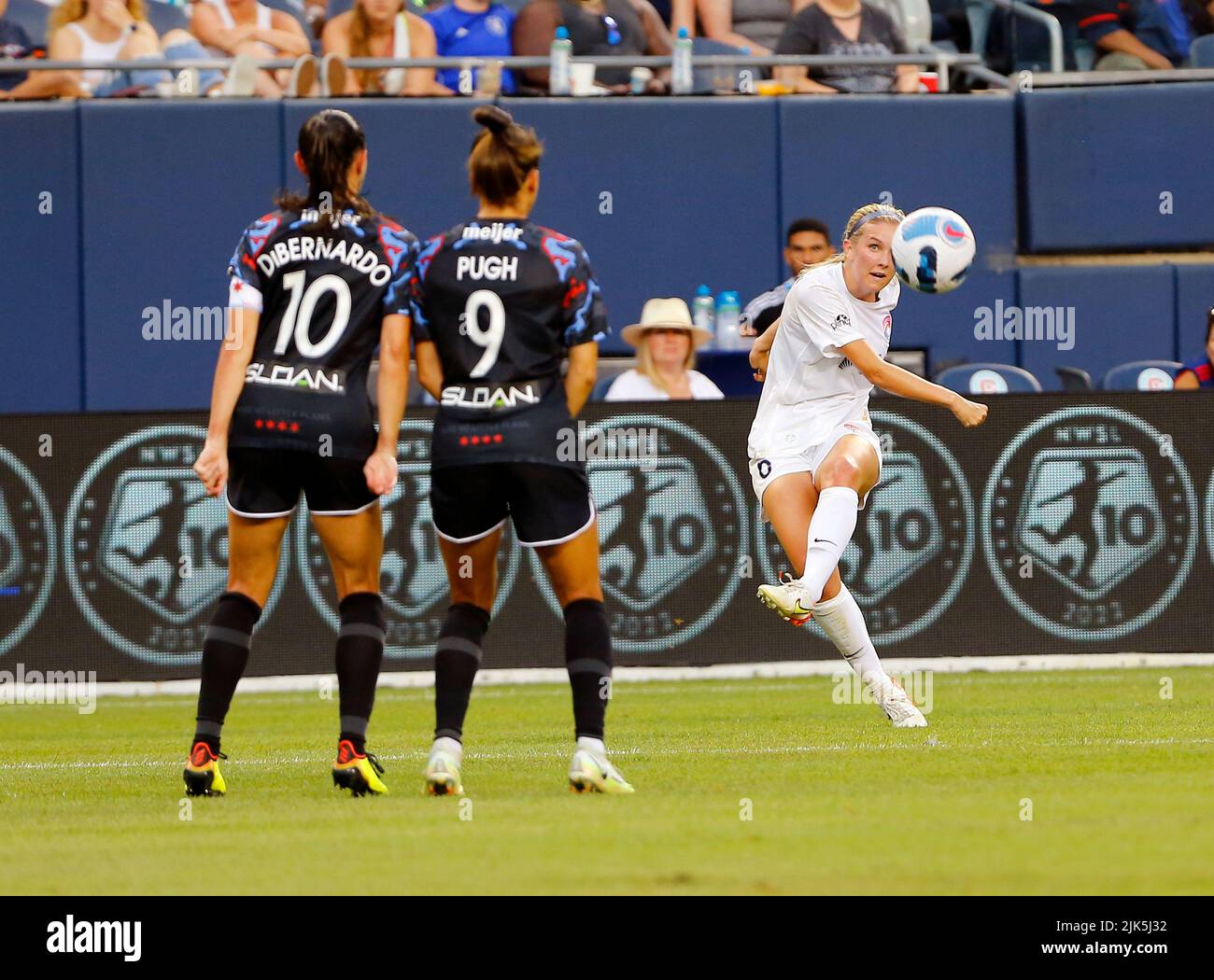 Chicago, USA, 30 July 2022. National Women's Soccer League (NWSL) San Diego Wave's Kelsey Turnbow (6) takes a free kick aginst the Chicago Red Stars at Soldier Field in Chicago, IL, USA. Credit: Tony Gadomski / All Sport Imaging / Alamy Live News Stock Photo