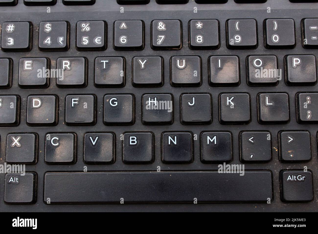 BLACK COLOR COMPUTER KEYBORDS WITH LETTERS Stock Photo - Alamy