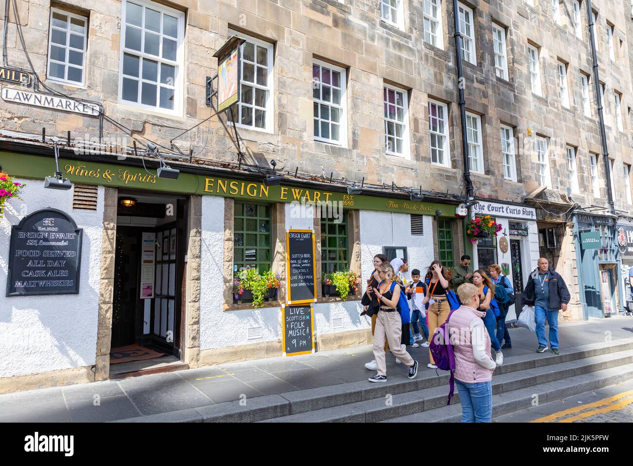Edinburgh the royal mile,Ensign Ewart 17th century pub and inn named after Charles Ewart, summers day in Edinburgh,Scotland,UK Stock Photo