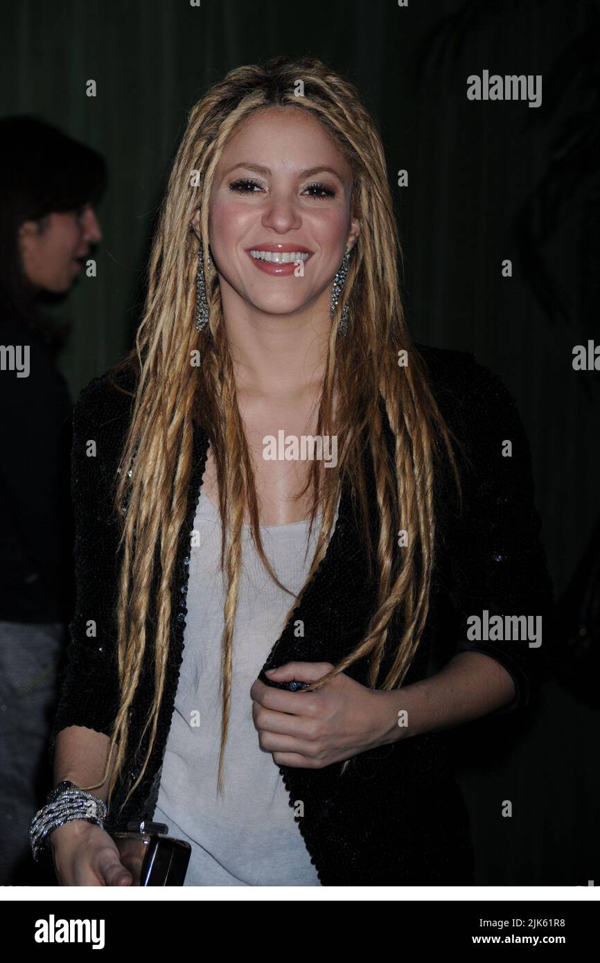 Rollingstone cover hi-res stock photography and images - Alamy