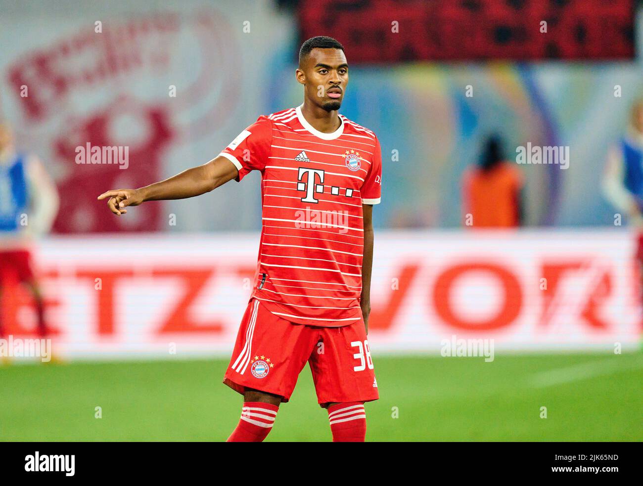 Ryan gravenberch bayern hi-res stock photography and images - Page 2 - Alamy