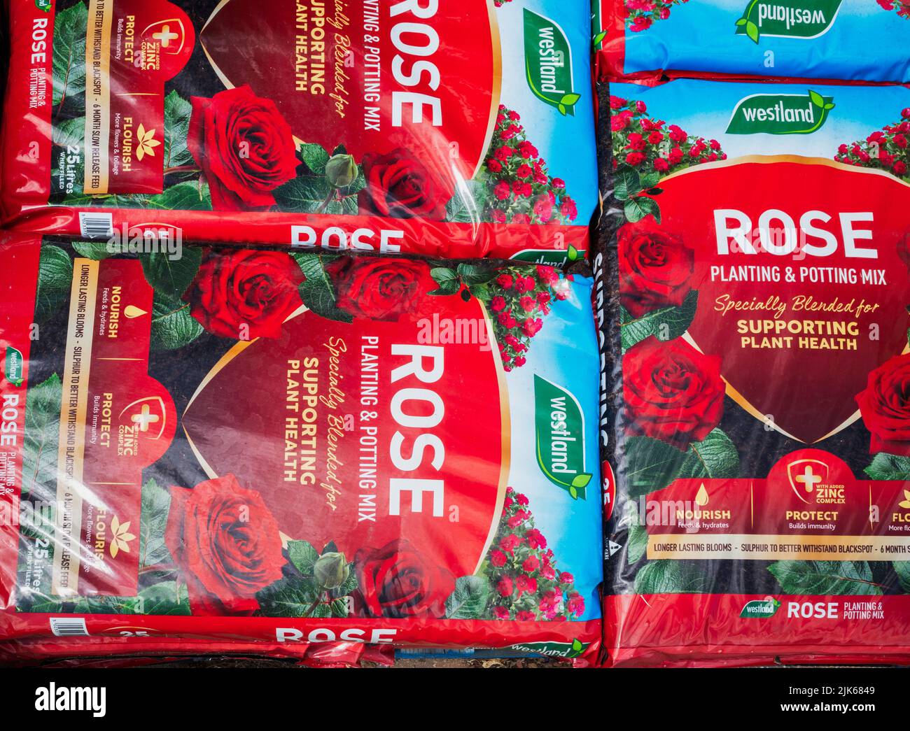 Pile of potting compost hires stock photography and images Alamy