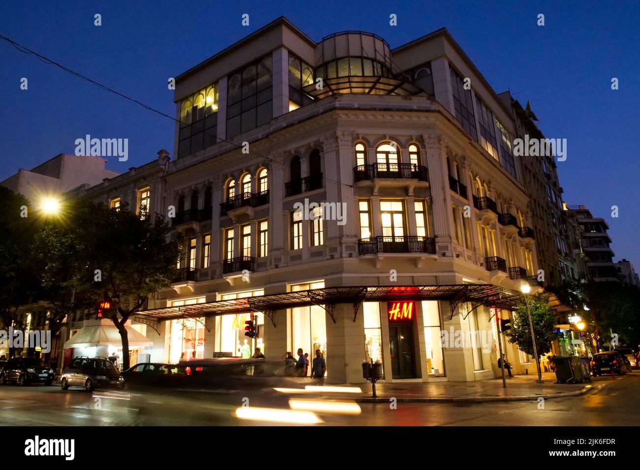 H&M shop, Thessaloniki Bay, Macedonia, North-Eastern Greece Stock Photo -  Alamy