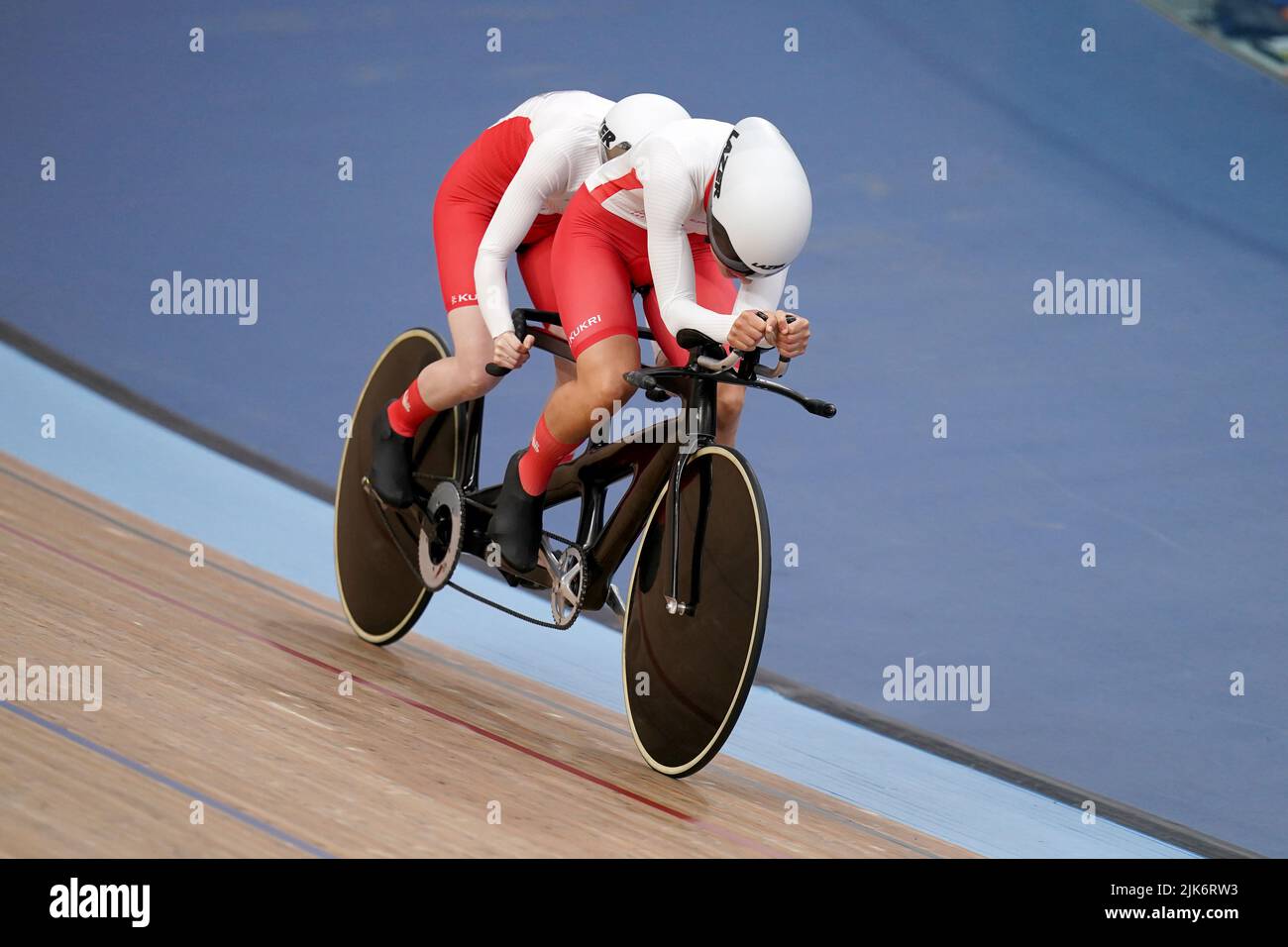 England’s Sophie Unwin and Holt in action during the Women’s Tandem B 1000m Time Trial