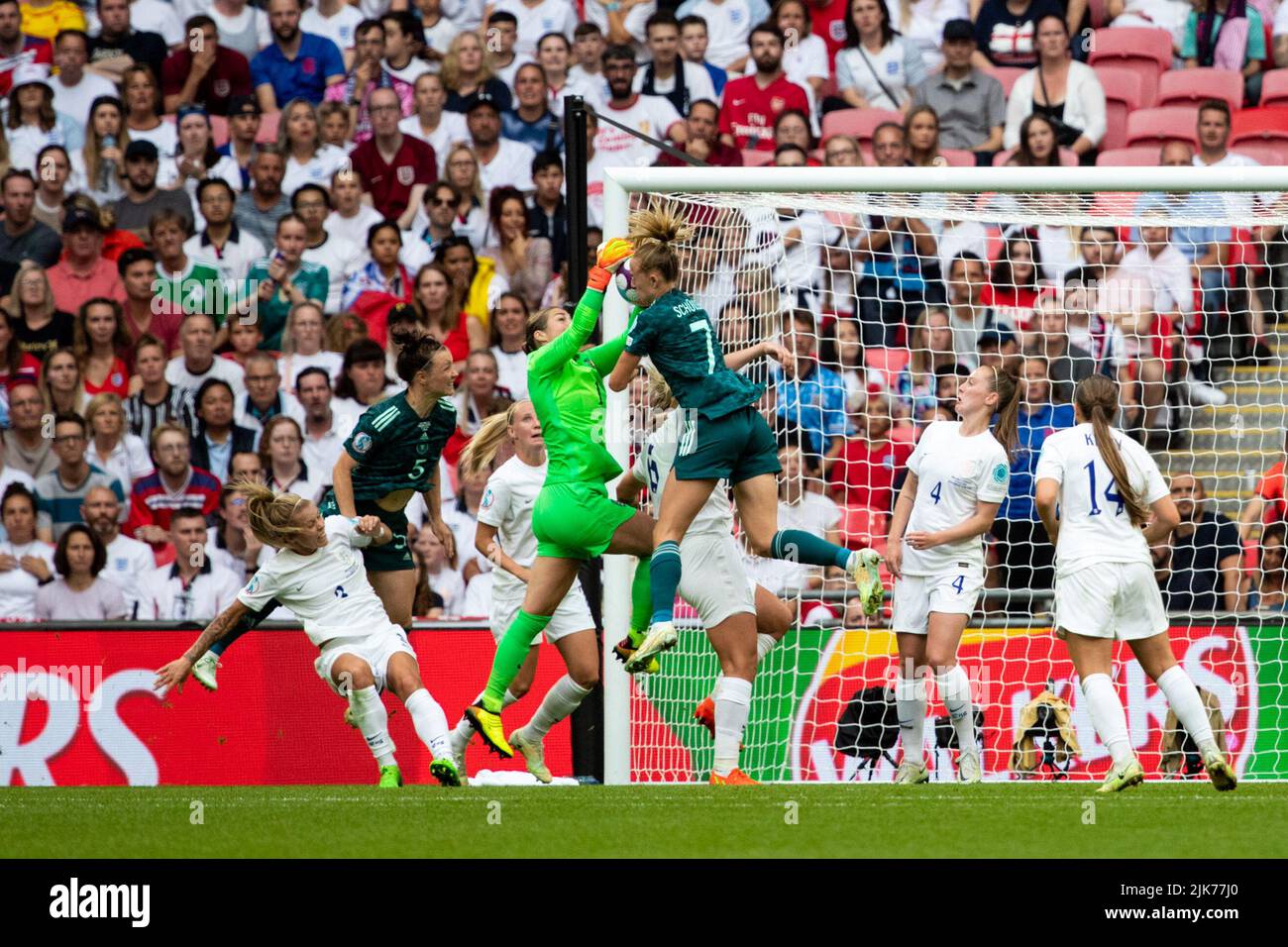 Mary Earps England Euro 2022 Hi-res Stock Photography And Images - Alamy