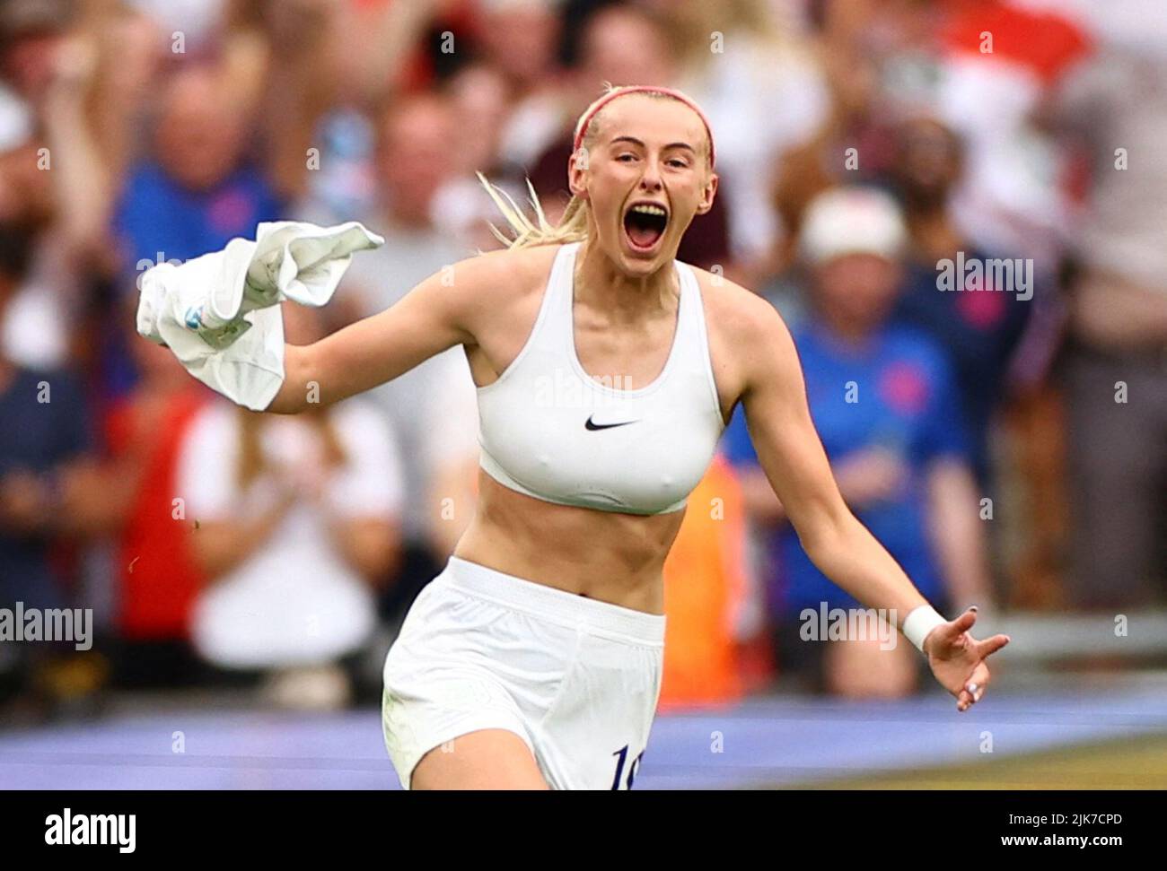 Chloe Kellys Euro 2025 Pressure Can She Maintain It - ux06d0i