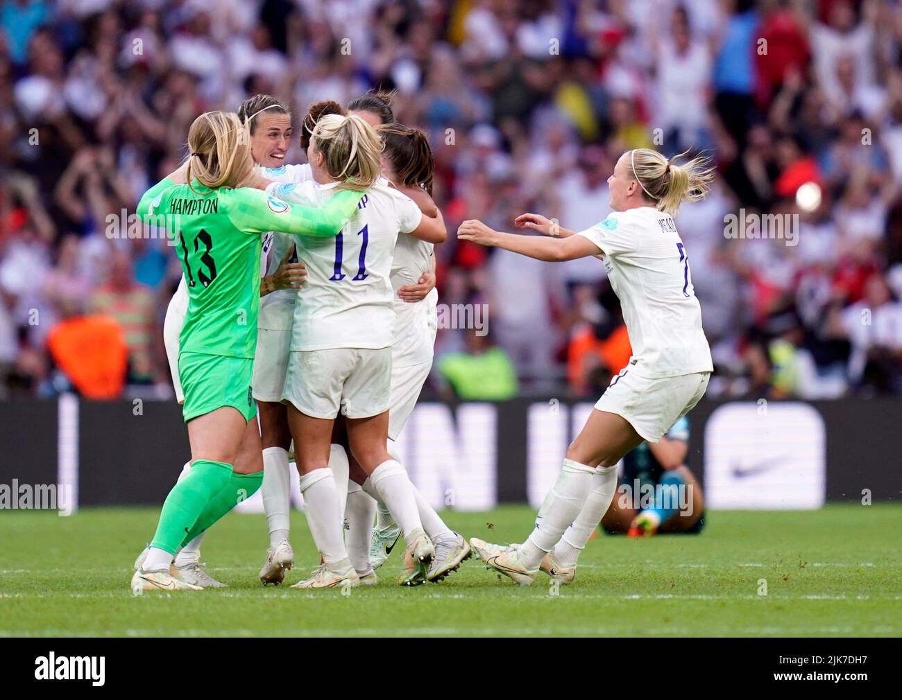 England's players celebrate following victory over Germany in the UEFA Women's Euro 2022 final at Wembley Stadium, London. Picture date: Sunday July 31, 2022. Stock Photo