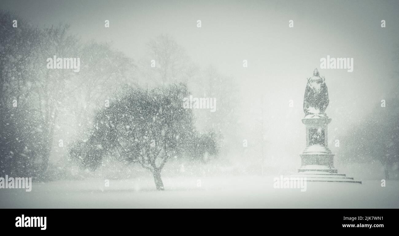 The Queen Victoria statue seen during The Beast From The East in