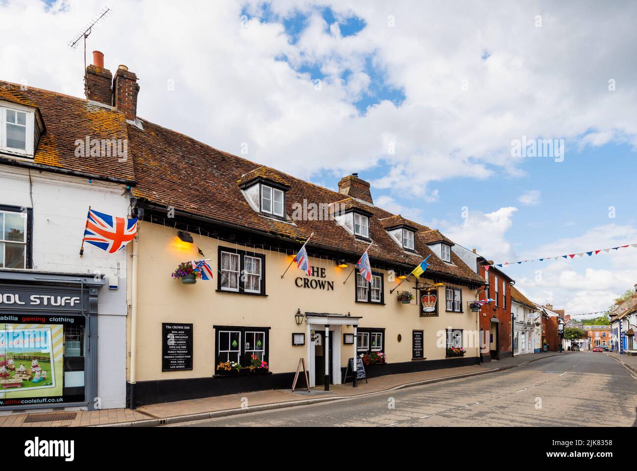 The Crown Inn in High Street, a traditional roadside pub in the town centre of Fordingbridge, a
