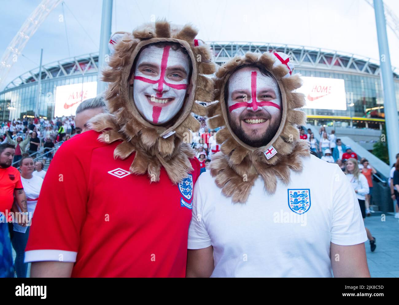London, UK. 31st July, 2022. England Fans celebrate their 21 victory