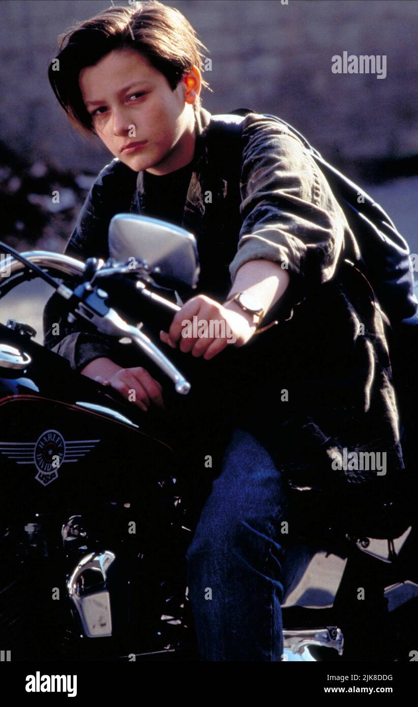 Edward Furlong Film: Terminator 2: Judgment Day (USA/FR 1991) Characters: John Connor  Director: James Cameron 01 July 1991   **WARNING** This Photograph is for editorial use only and is the copyright of TRISTAR PICTURES and/or the Photographer assigned by the Film or Production Company and can only be reproduced by publications in conjunction with the promotion of the above Film. A Mandatory Credit To TRISTAR PICTURES is required. The Photographer should also be credited when known. No commercial use can be granted without written authority from the Film Company. Stock Photo