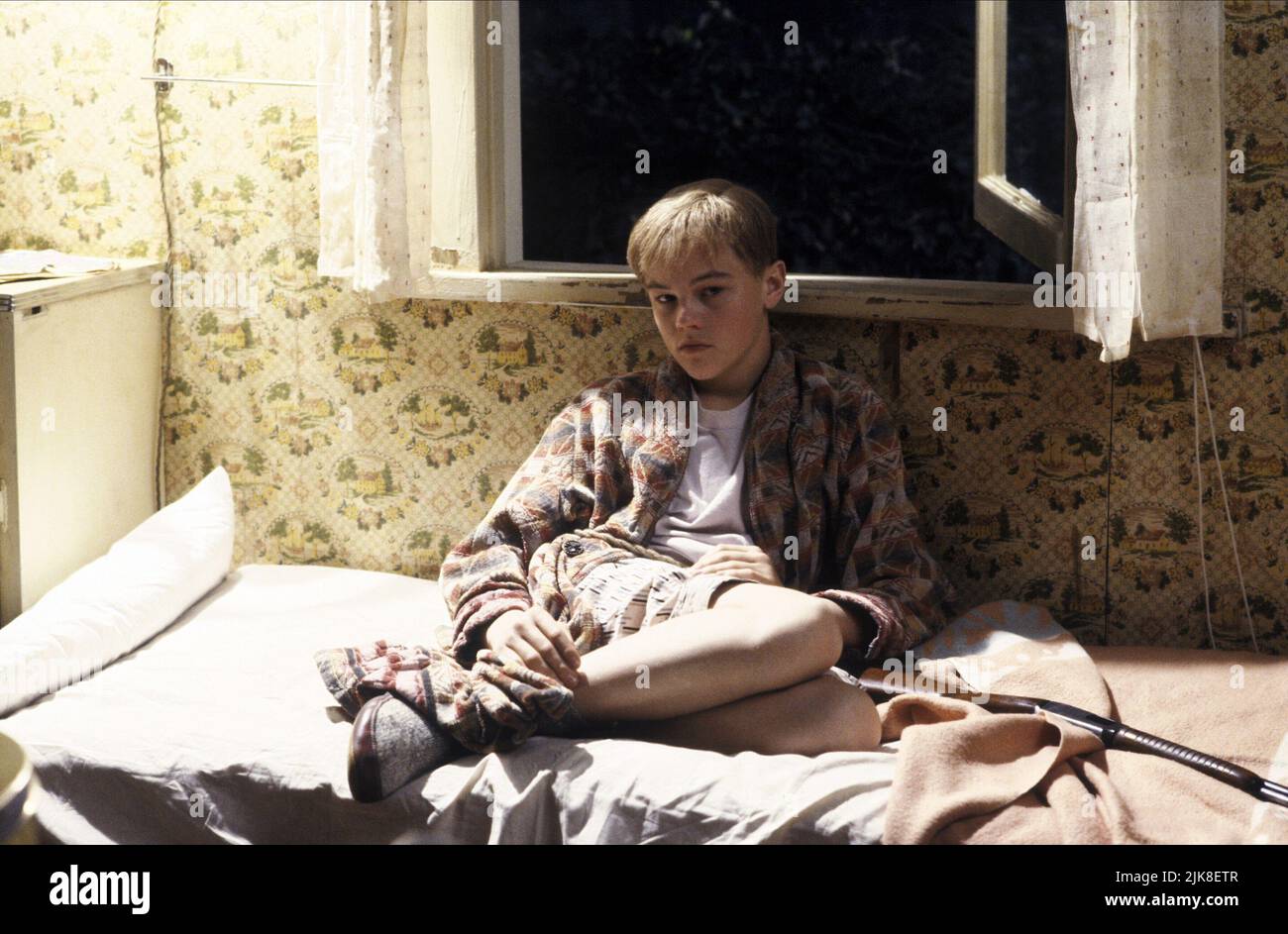Leonardo dicaprio this boy's life 1993 hi-res stock photography and ...