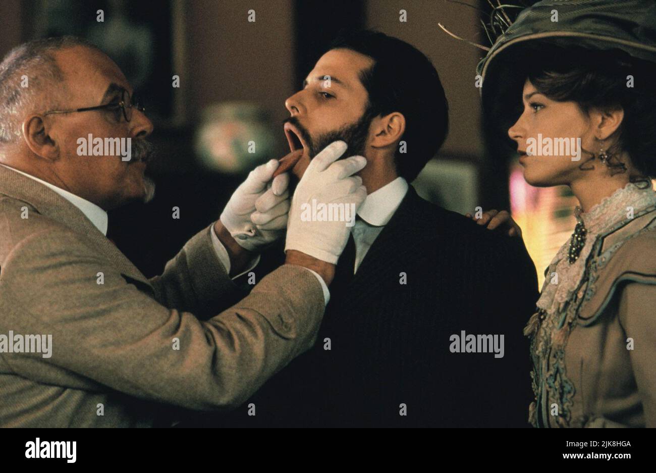 Anthony Hopkins, Matthew Broderick & Bridget Fonda Film The Road To Wellville (USA 1994