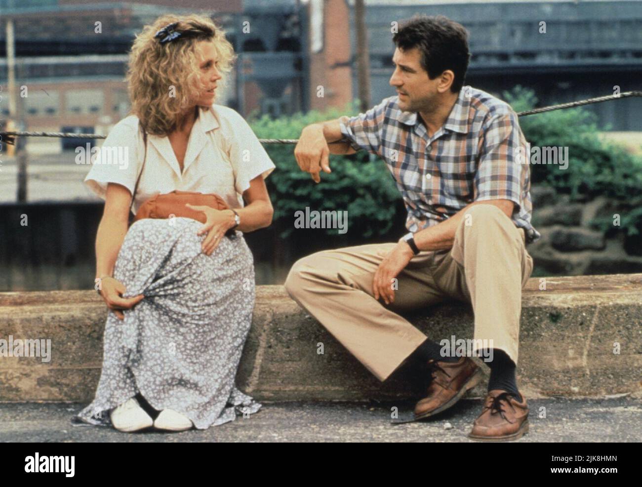 https://c8.alamy.com/comp/2JK8HMN/jane-fonda-robert-de-niro-film-stanley-iris-1990-characters-iris-estelle-king-stanley-everett-cox-director-martin-ritt-09-february-1990-warning-this-photograph-is-for-editorial-use-only-and-is-the-copyright-of-mgm-andor-the-photographer-assigned-by-the-film-or-production-company-and-can-only-be-reproduced-by-publications-in-conjunction-with-the-promotion-of-the-above-film-a-mandatory-credit-to-mgm-is-required-the-photographer-should-also-be-credited-when-known-no-commercial-use-can-be-granted-without-written-authority-from-the-film-company-2JK8HMN.jpg