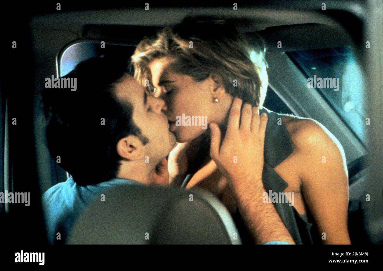 Charlie Sheen & Kristy Swanson Film: The Chase (1990) Characters: Jackson Davis Hammond & Natalie Voss  Director: Adam Rifkin 04 March 1994   **WARNING** This Photograph is for editorial use only and is the copyright of 20 CENTURY FOX and/or the Photographer assigned by the Film or Production Company and can only be reproduced by publications in conjunction with the promotion of the above Film. A Mandatory Credit To 20 CENTURY FOX is required. The Photographer should also be credited when known. No commercial use can be granted without written authority from the Film Company. Stock Photo