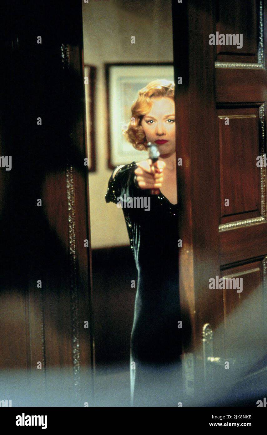 Penelope Ann Miller Film The Shadow (1994) Characters Margo Lane Director Russell Mulcahy 01