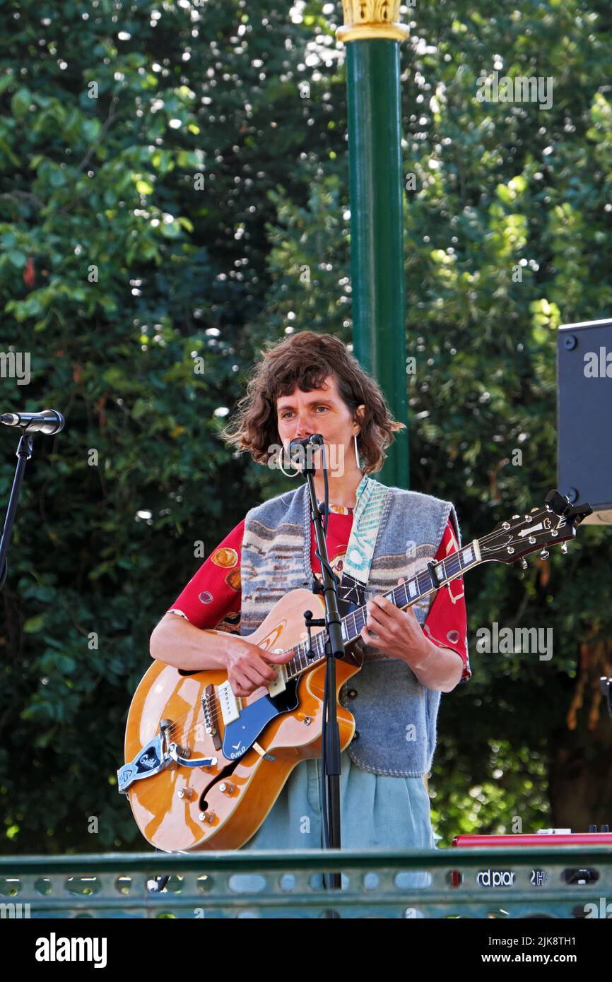 Weston-super-Mare, UK, 31 July 2022. Singer-songwriter Rachael Dadd plays a Sunday afternoon concert in the bandstand in Grove Park. This is part of the Weston Bandstand Sessions, a series of concerts running throughout the summer of 2022. Stock Photo