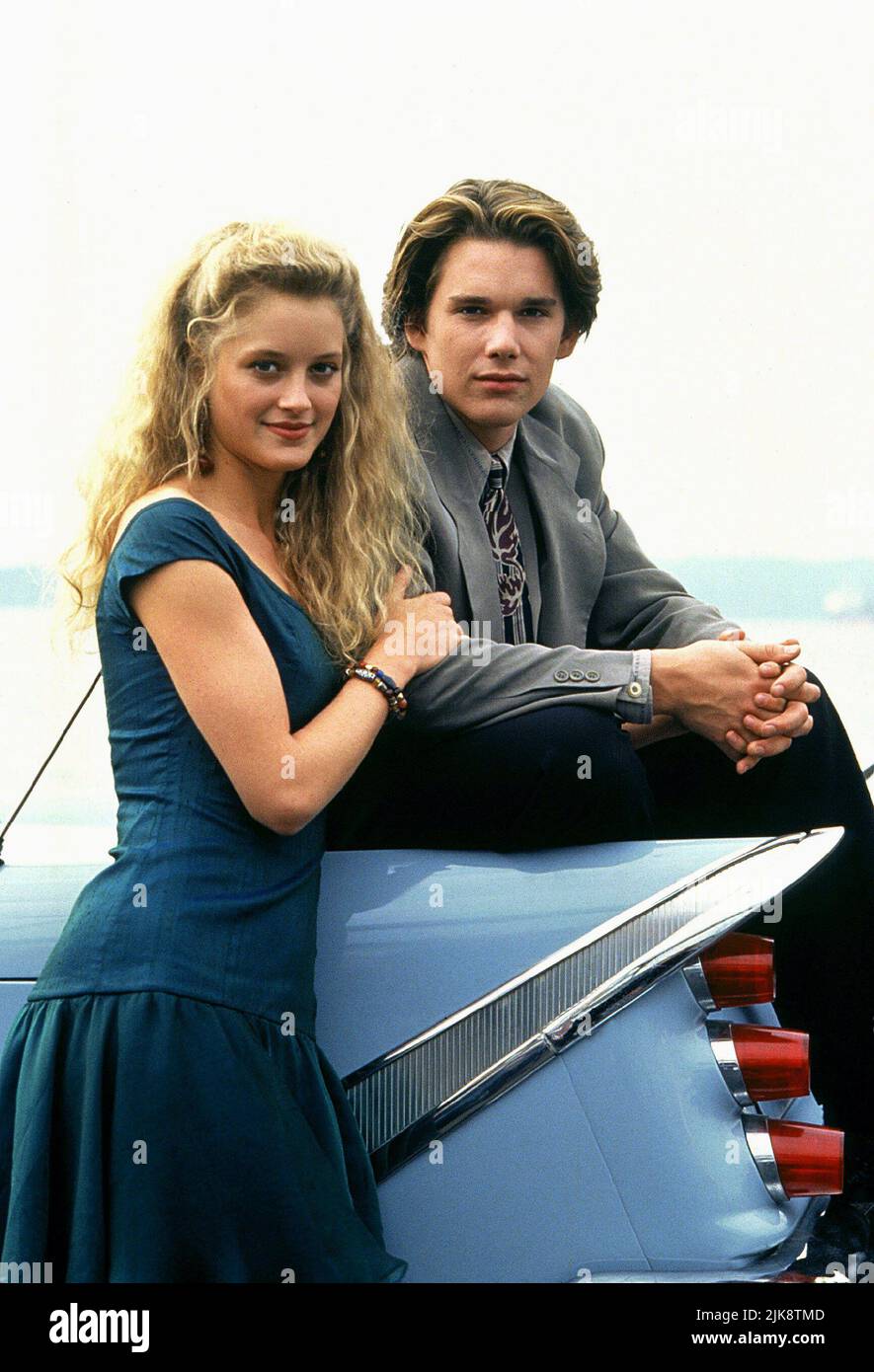 Teri Polo & Ethan Hawke Film: Mystery Date (1991) Characters: Geena  Matthews & Tom McHugh Director: Jonathan Wacks 16 August 1991 **WARNING**  This Photograph is for editorial use only and is the