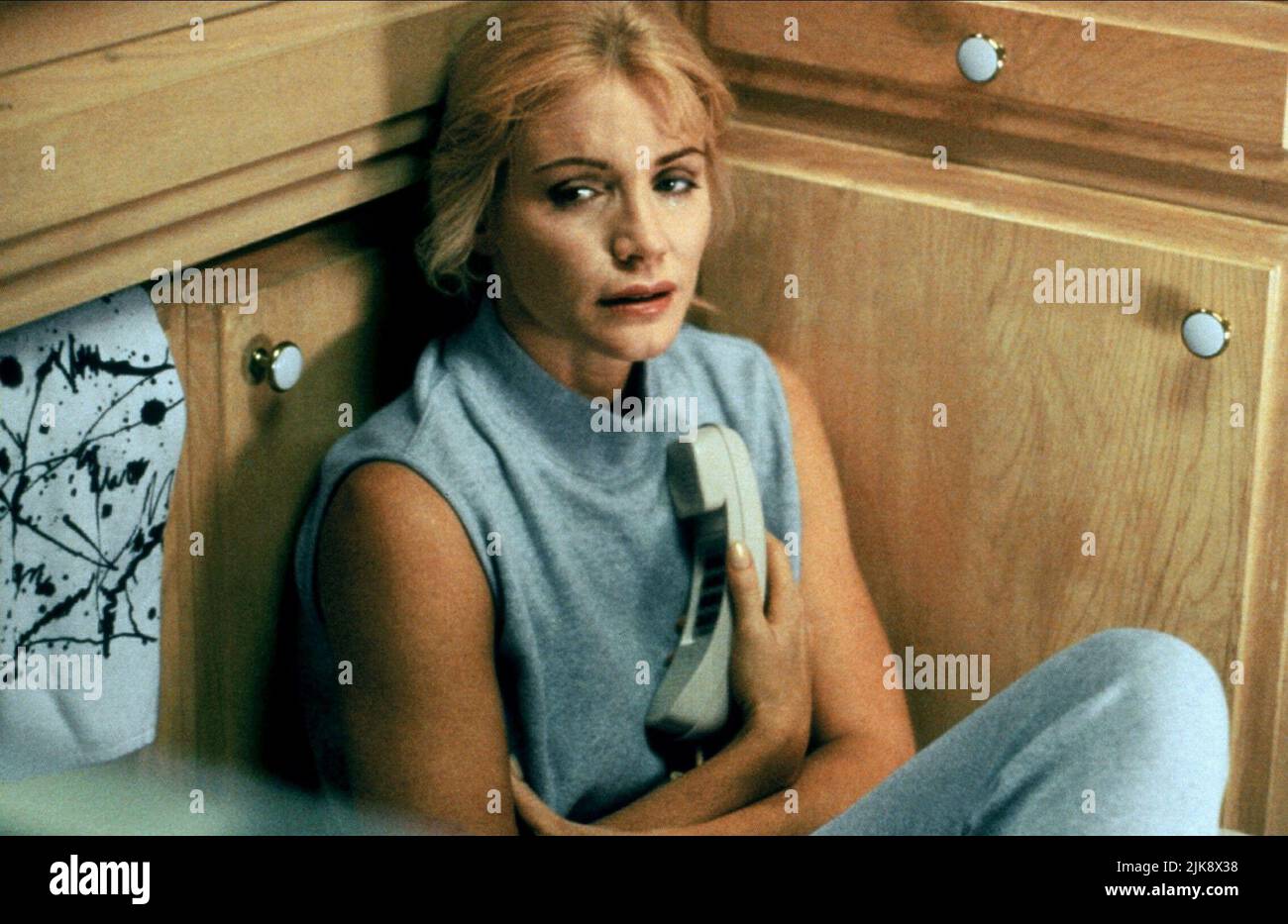 Shannon Tweed Film: A Woman Scorned; Scorned (USA/CAN 1994) Characters: Patricia Langley / Amanda Chessfield  Director: Andrew Stevens 13 July 1994   **WARNING** This Photograph is for editorial use only and is the copyright of PRISM PICTURES and/or the Photographer assigned by the Film or Production Company and can only be reproduced by publications in conjunction with the promotion of the above Film. A Mandatory Credit To PRISM PICTURES is required. The Photographer should also be credited when known. No commercial use can be granted without written authority from the Film Company. Stock Photo