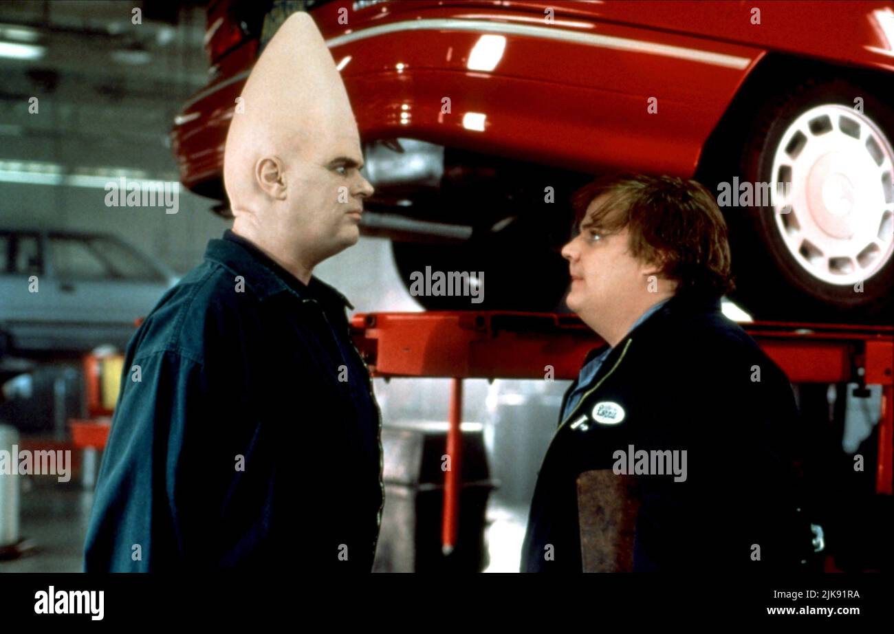Dan Aykroyd & Chris Farley Film: Coneheads (1993) Characters: Beldar Conehead, Ronnie the Mechanic  Director: Steve Barron 23 July 1993   **WARNING** This Photograph is for editorial use only and is the copyright of PARAMOUNT PICTURES and/or the Photographer assigned by the Film or Production Company and can only be reproduced by publications in conjunction with the promotion of the above Film. A Mandatory Credit To PARAMOUNT PICTURES is required. The Photographer should also be credited when known. No commercial use can be granted without written authority from the Film Company. Stock Photo