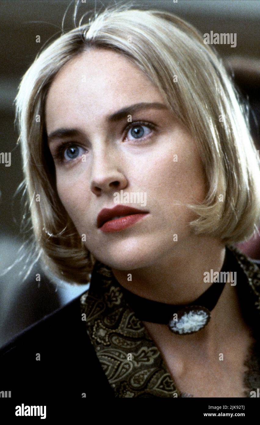 sharon-stone-film-sliver-usa-1993-characters-carly-norris-director