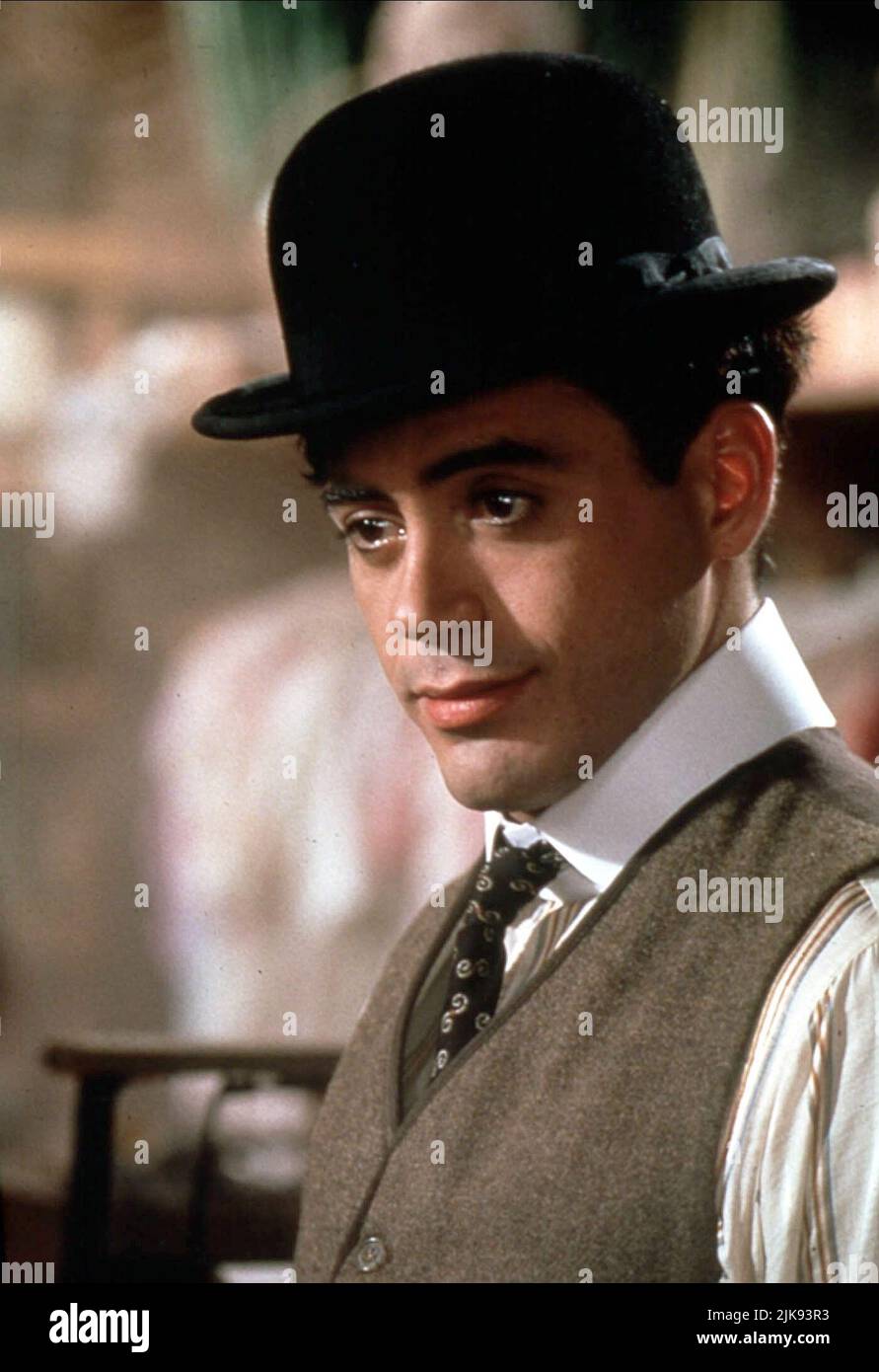 Robert Downey Jr. Film: Chaplin (USA/UK/FR/IT/JP 1992) Characters: Charles Spencer Chaplin  Director: Richard Attenborough 16 December 1992   **WARNING** This Photograph is for editorial use only and is the copyright of CAROLCO PICTURES and/or the Photographer assigned by the Film or Production Company and can only be reproduced by publications in conjunction with the promotion of the above Film. A Mandatory Credit To CAROLCO PICTURES is required. The Photographer should also be credited when known. No commercial use can be granted without written authority from the Film Company. Stock Photo