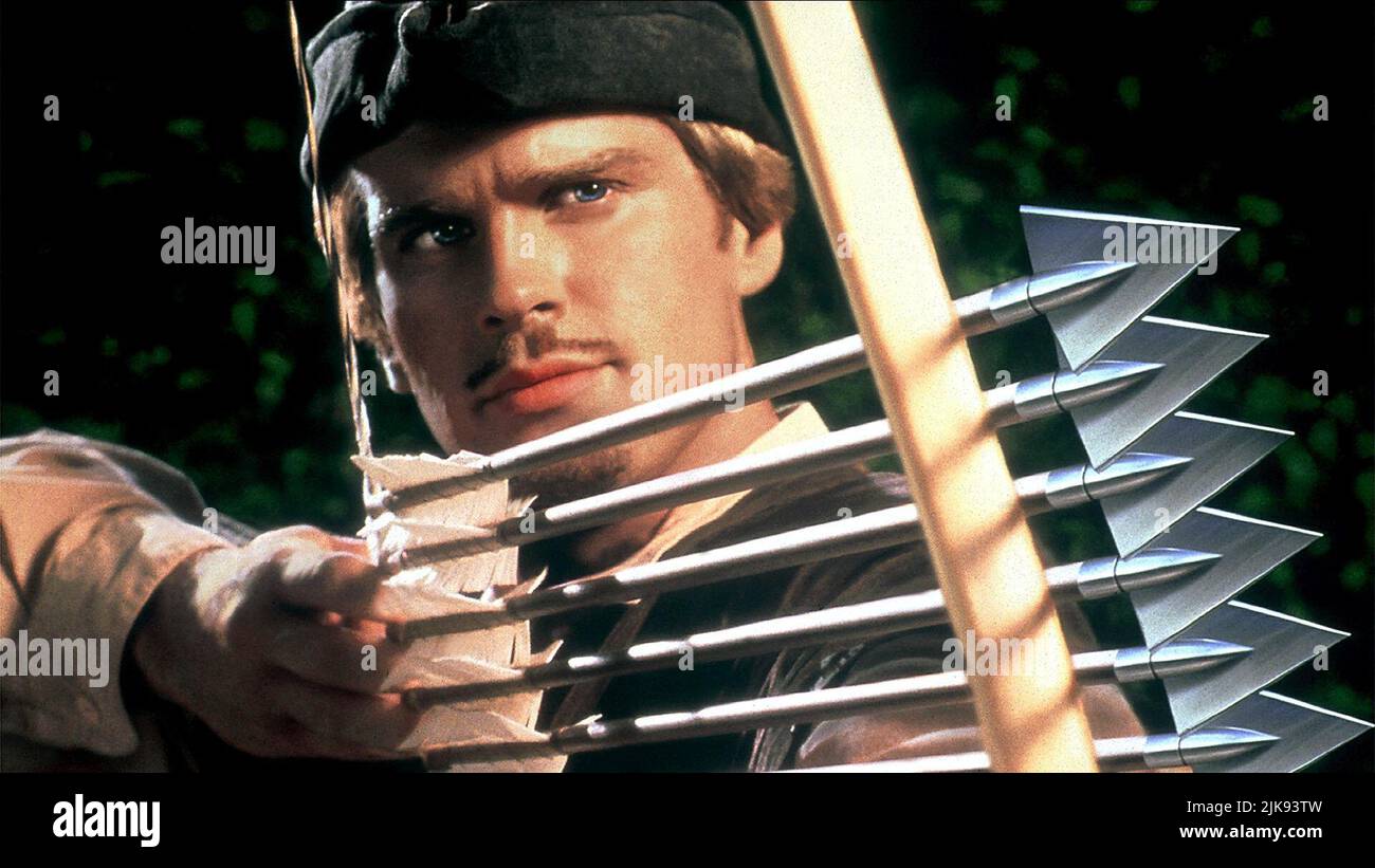 Cary Elwes Film: Robin Hood: Men In Tights (1991) Characters: Robin Hood  Director: Mel Brooks 28 July 1993   **WARNING** This Photograph is for editorial use only and is the copyright of COLUMBIA TRISTAR and/or the Photographer assigned by the Film or Production Company and can only be reproduced by publications in conjunction with the promotion of the above Film. A Mandatory Credit To COLUMBIA TRISTAR is required. The Photographer should also be credited when known. No commercial use can be granted without written authority from the Film Company. Stock Photo