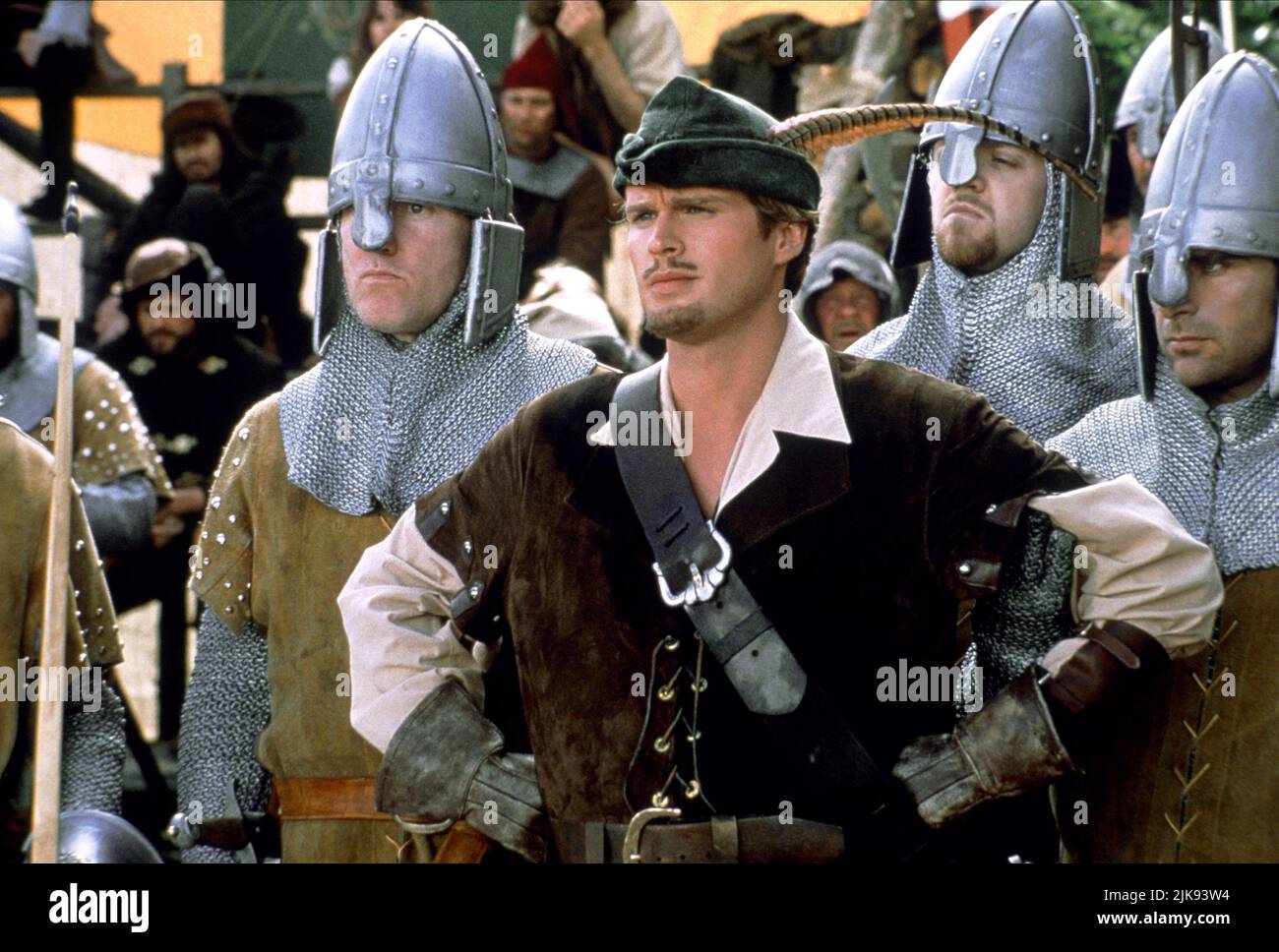 Cary Elwes Film: Robin Hood: Men In Tights (1993) Characters: Robin Hood  Director: Mel Brooks 28 July 1993   **WARNING** This Photograph is for editorial use only and is the copyright of COLUMBIA TRISTAR and/or the Photographer assigned by the Film or Production Company and can only be reproduced by publications in conjunction with the promotion of the above Film. A Mandatory Credit To COLUMBIA TRISTAR is required. The Photographer should also be credited when known. No commercial use can be granted without written authority from the Film Company. Stock Photo