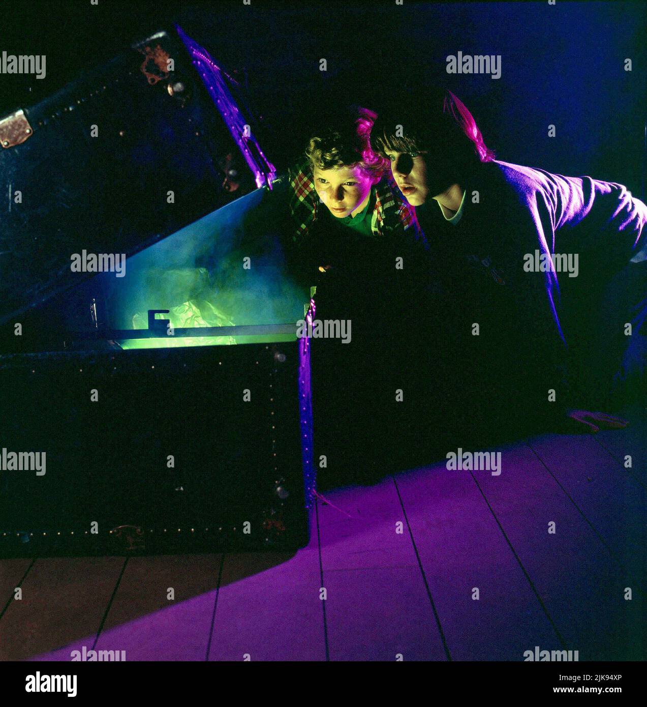 Justin Shenkarow & Omri Katz Television: Eerie, Indiana ; Eerie Indiana (1991)   Director: Fox 15 September 1991   **WARNING** This Photograph is for editorial use only and is the copyright of FOX and/or the Photographer assigned by the  Film or Production Company and can only be reproduced by publications in conjunction with the promotion of the above  Film. A Mandatory Credit To FOX is required. The Photographer should also be credited when known. No commercial use can be granted without written authority from the  Film Company. Stock Photo